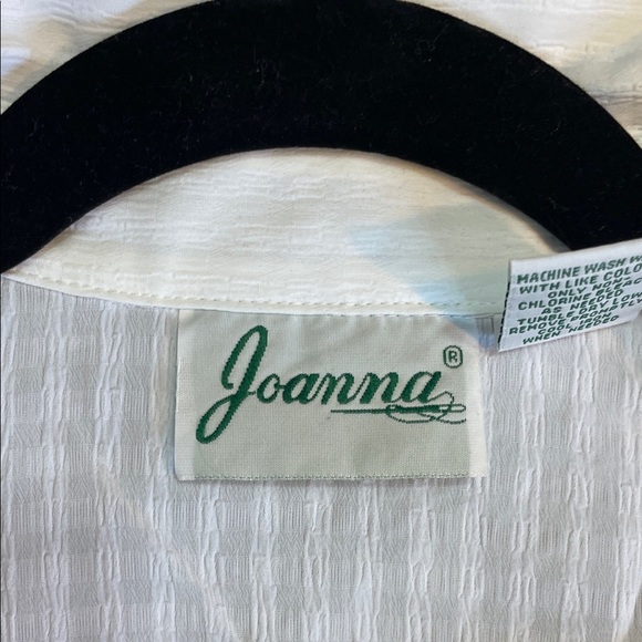 VNTG Joanna White Button Down Sheer Blouse with Attached Tank Size L - Picture 13 of 14